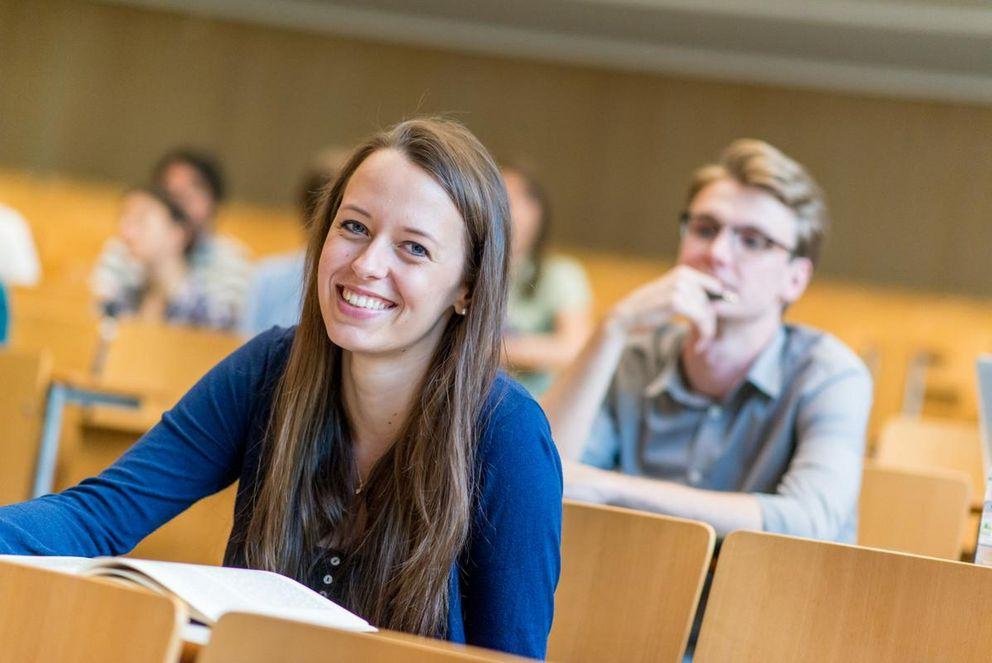 Studierende im Hörsaal