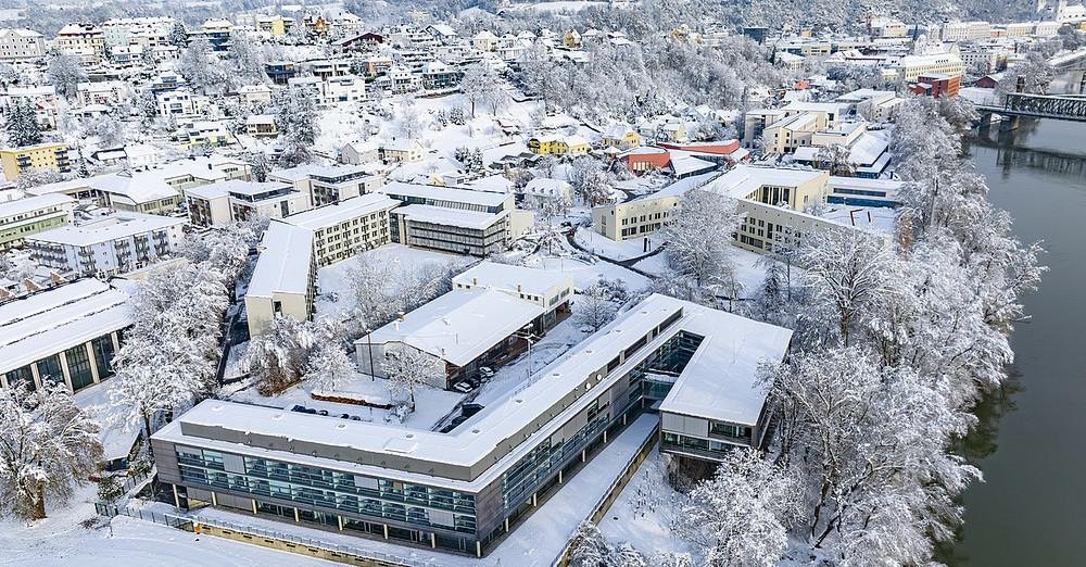 Drohnenaufnahme ITZ im Winter