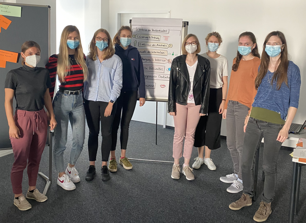 Gruppenbild MINT-Botschafterinnen Bild aller MINT-Botschafterinnen