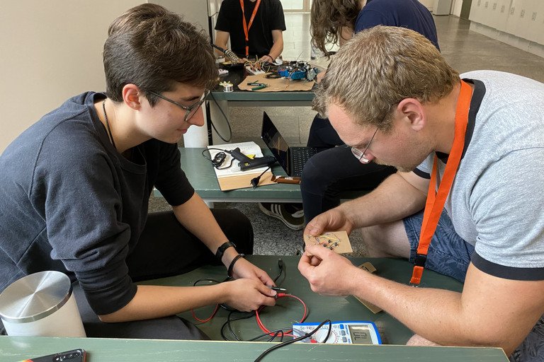 Dekoratives Bild der Kachel 'Projekte'