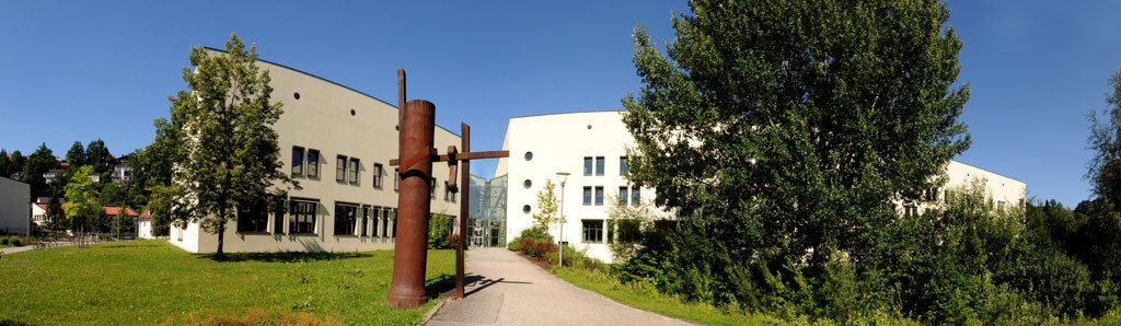 Fakultät für Informatik und Mathematik