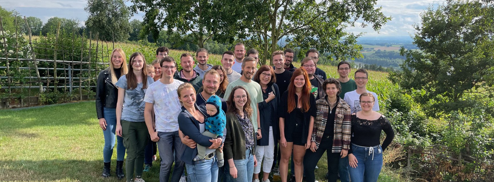 Group pictureteam of Prof. Fraser