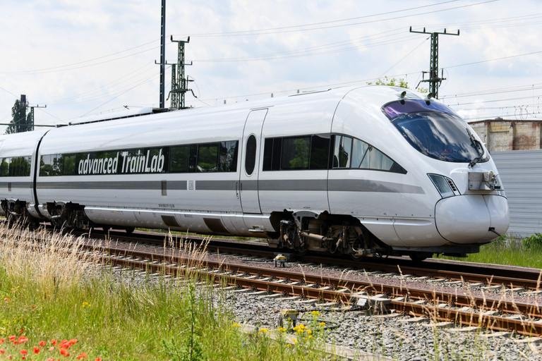 BMBF project FINESSE Developing a secure smart sensor for street and rail vehicles