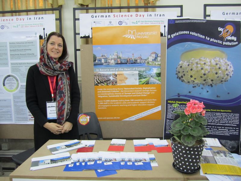 Barbara Zacharias stellte das Angebot der Universität Passau beim German Science Day im Iran vor